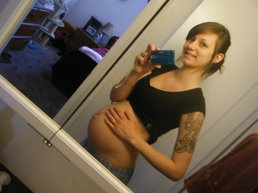 25P Whore 12: Pregnant white sluts