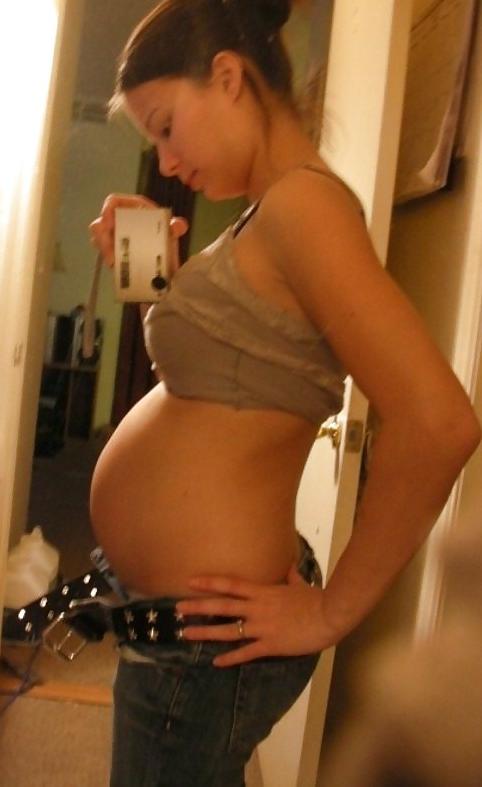 25P Whore 12: Pregnant white sluts