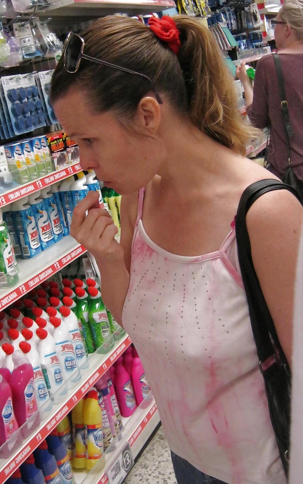 24P She forgot her bra 25.
