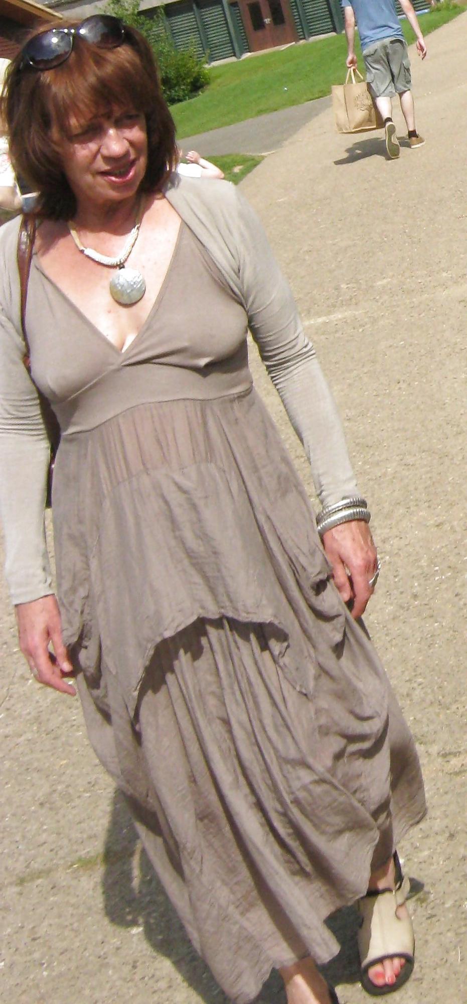 24P She forgot her bra 25.