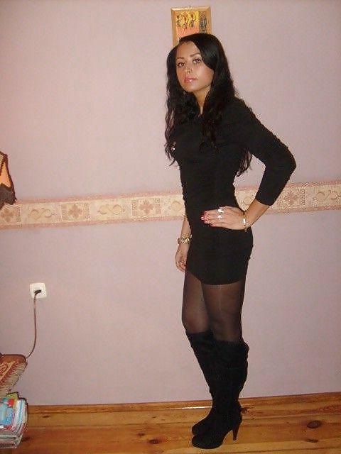 25P Brunette princess