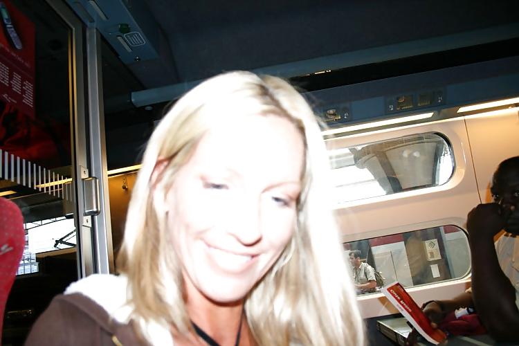 25P Milf in train