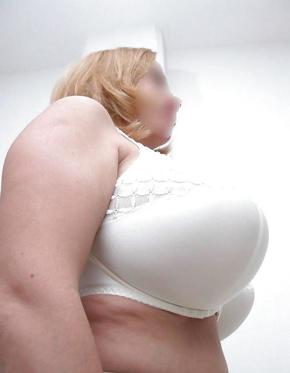 21P Mega tits in tight bra 2