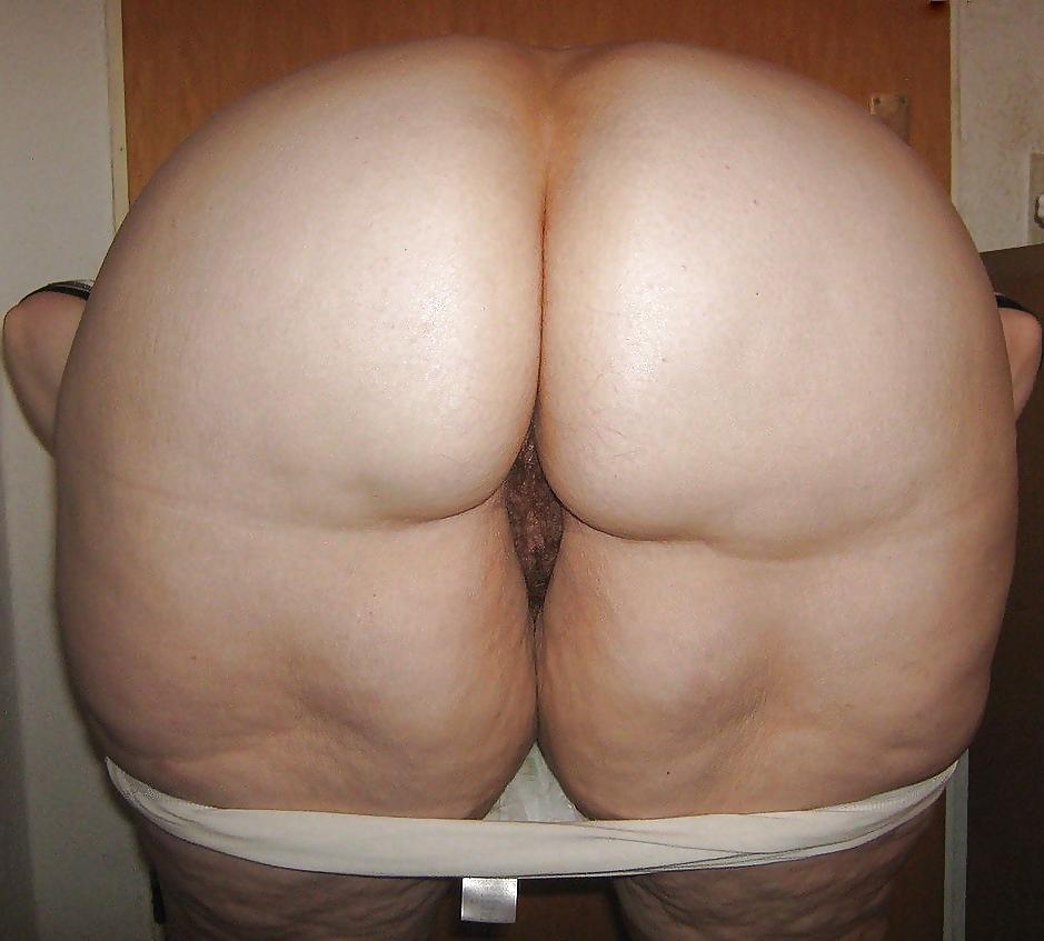 25P Stable of super thick STALLIONS!
