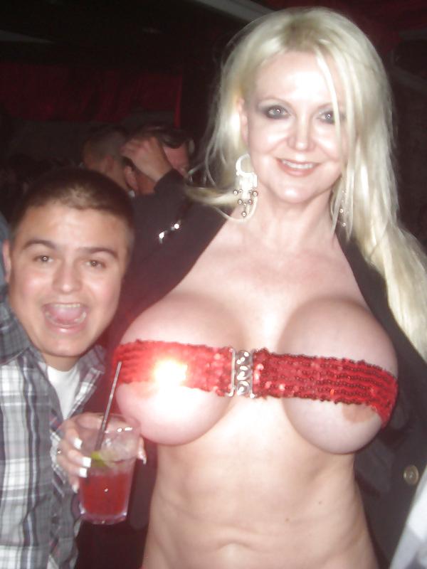 20P Lori: Slutty Silicone MILF