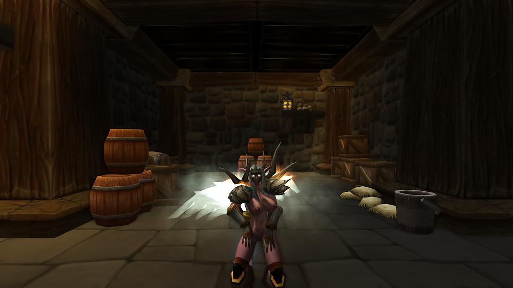 18P My night elf slut. Please cum on her :3