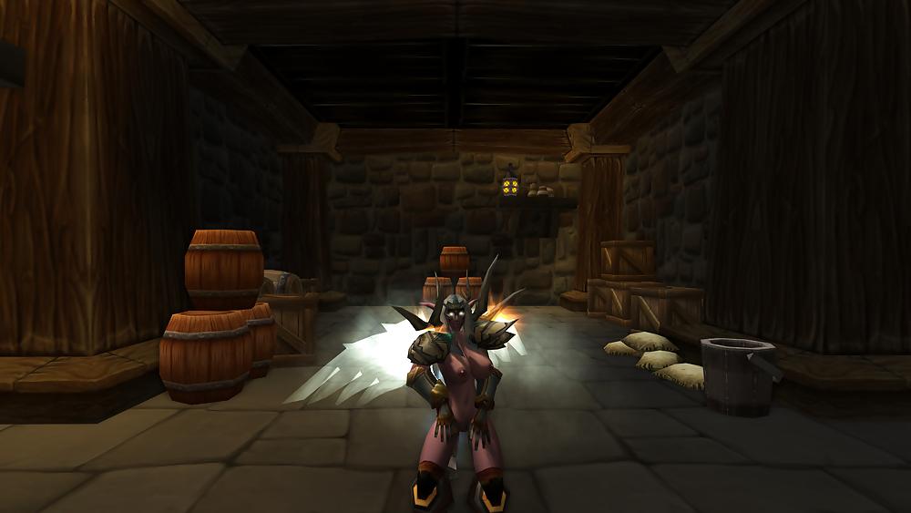 18P My night elf slut. Please cum on her :3