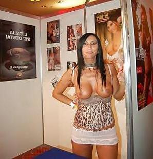 25P MY FAVOURITE MILF 85