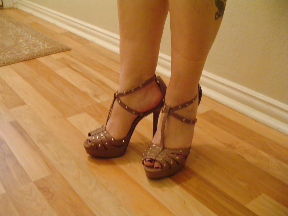 8P A few of My feet! Cum on me!