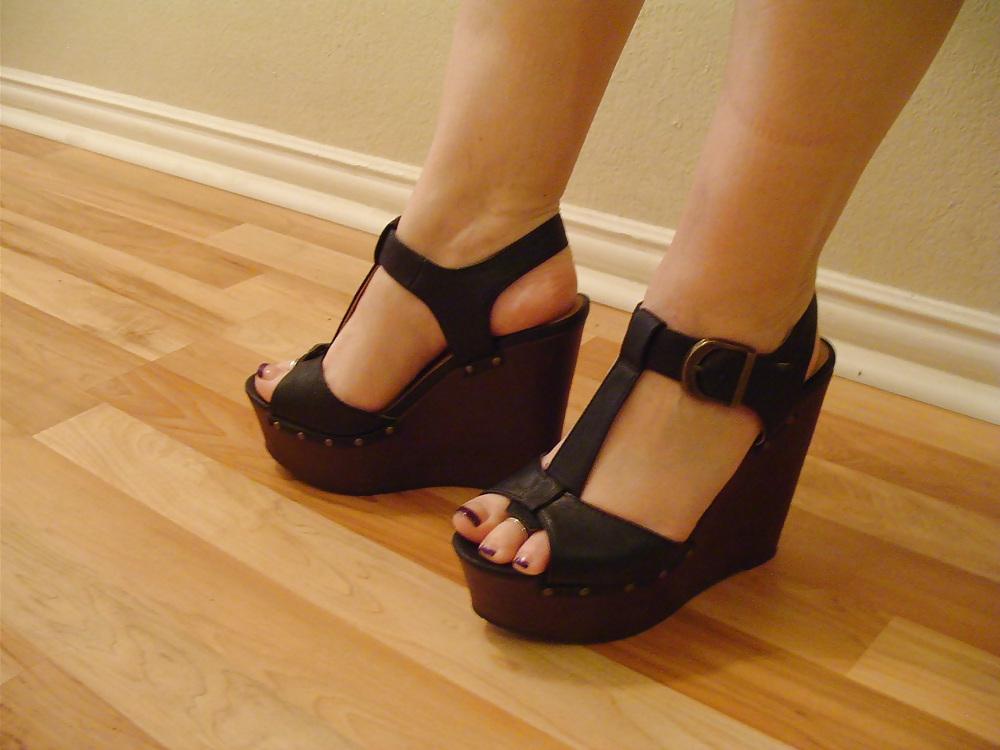 8P A few of My feet! Cum on me!