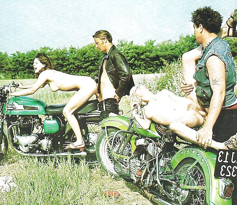 24P Teeny Biker Whores (Vintage)