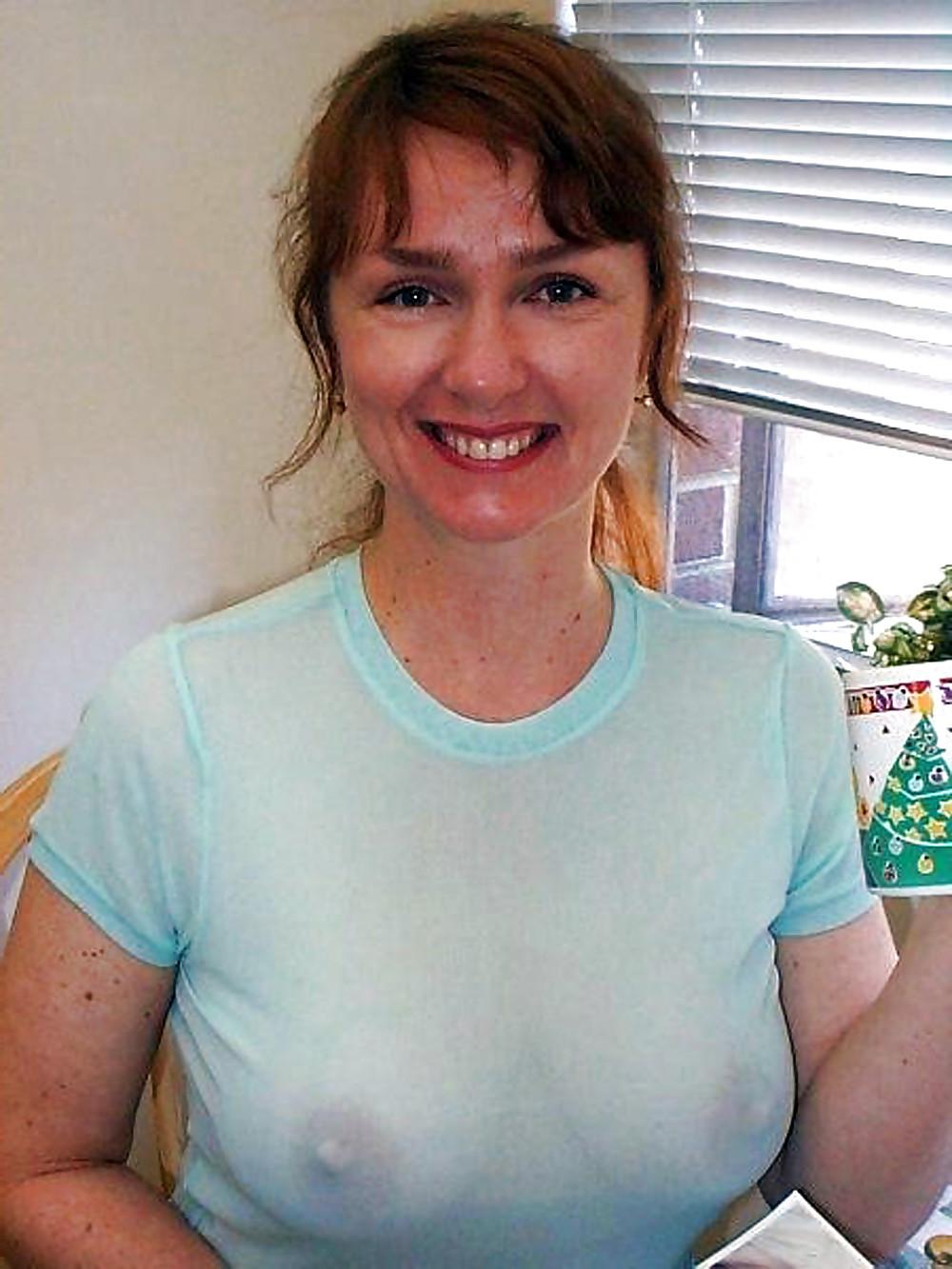 24P She forgot her bra 46.