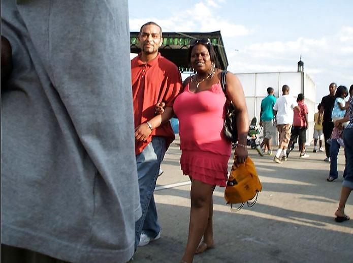 24P She forgot her bra 46.
