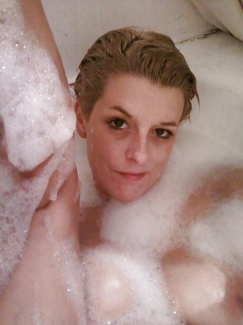 11P Bubble bath