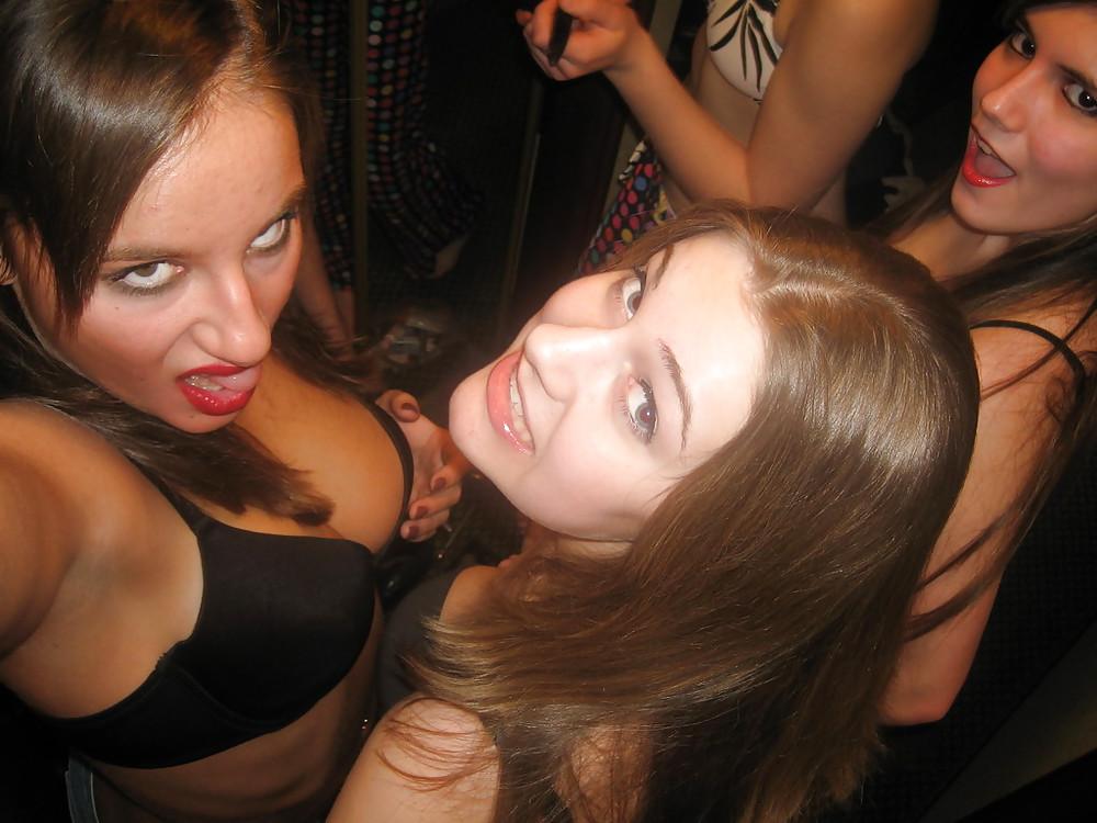 25P Bra Babes 112