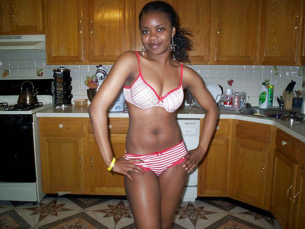 25P Bra Babes 112
