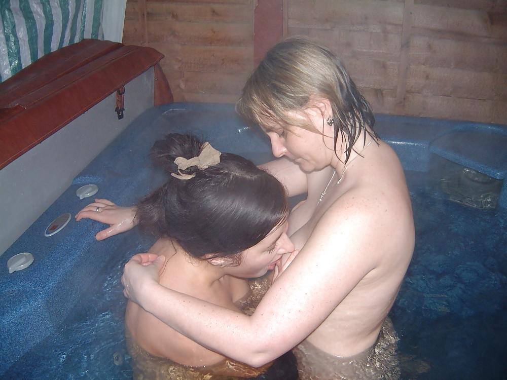 16P Fun in the hottub