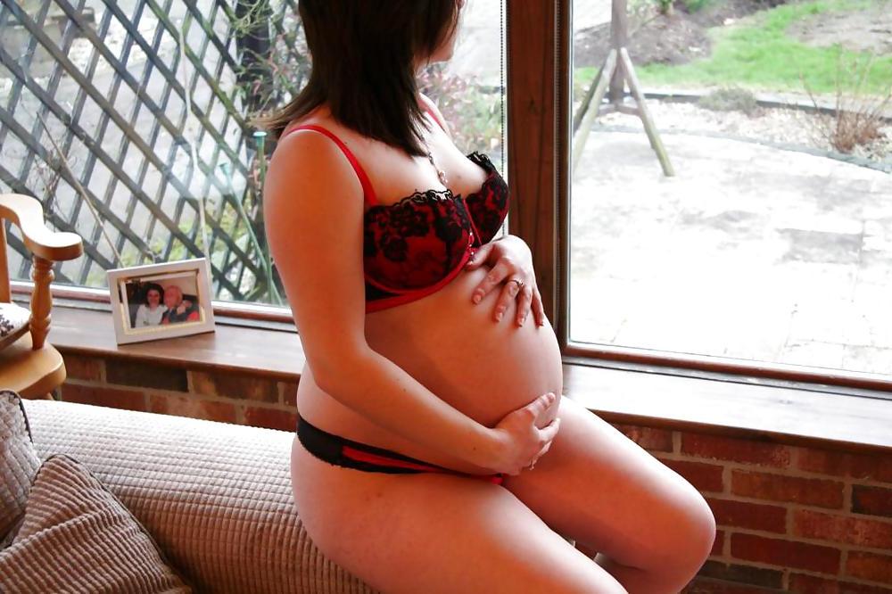 25P Amateur Pregnant 