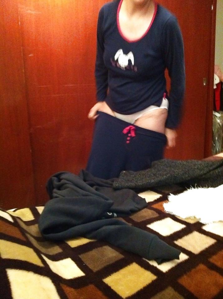 8P Mom changing
