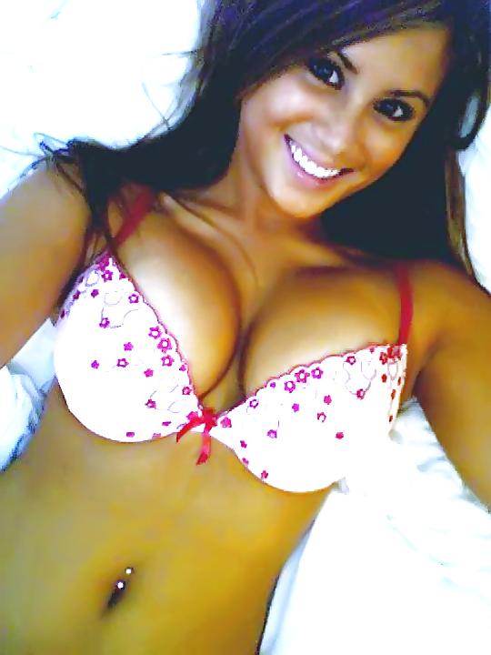 19P Teens and Bra