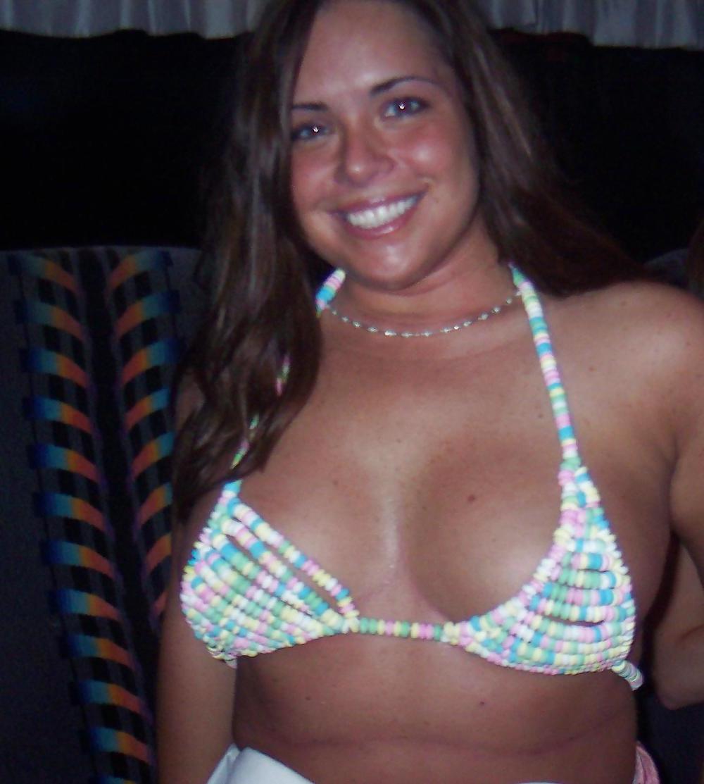 25P Bra Babes 115