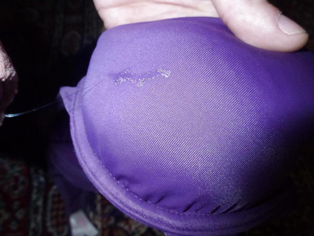 25P Cum on my Wife's bras and toothbrush