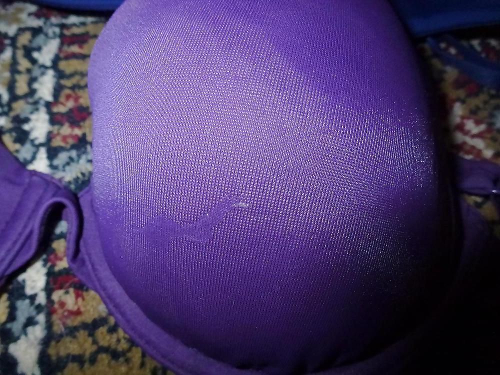 25P Cum on my Wife's bras and toothbrush