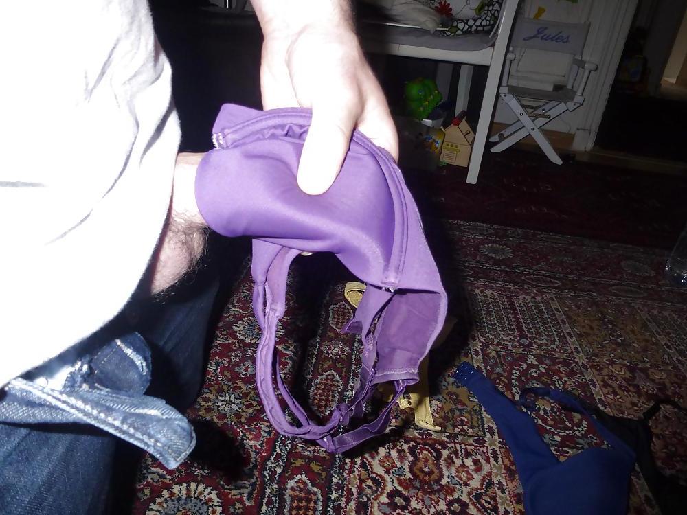 25P Cum on my Wife's bras and toothbrush