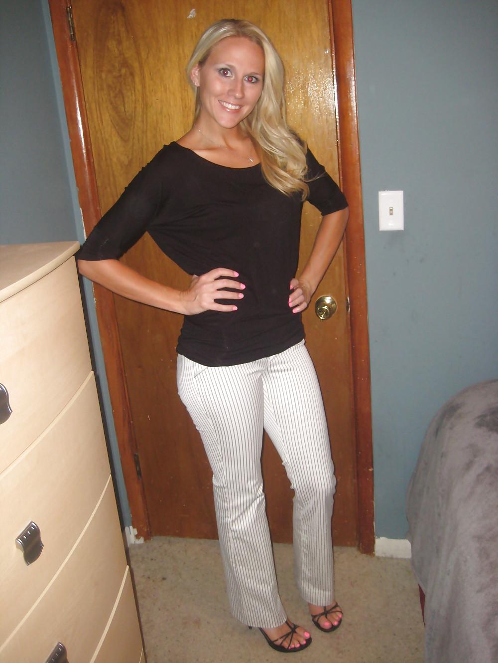 18P Strip Tease Part 3 (Work Attire)