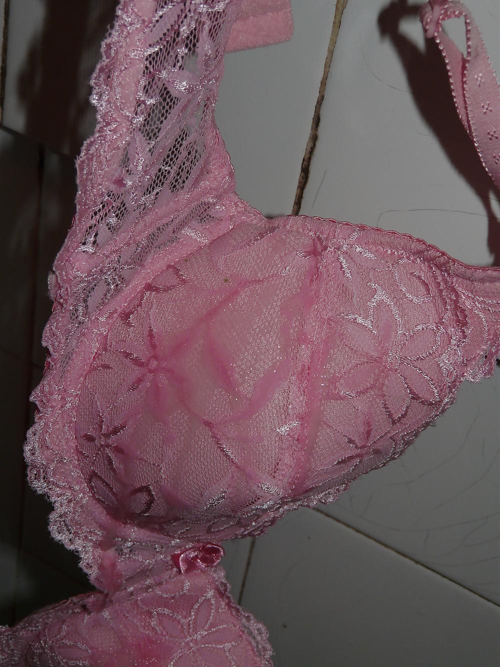 11P My mom's pink bra.