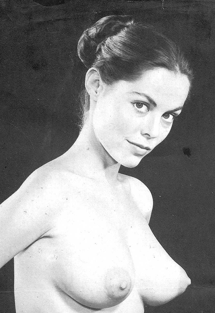 9P Hot vintage brunette having a bath