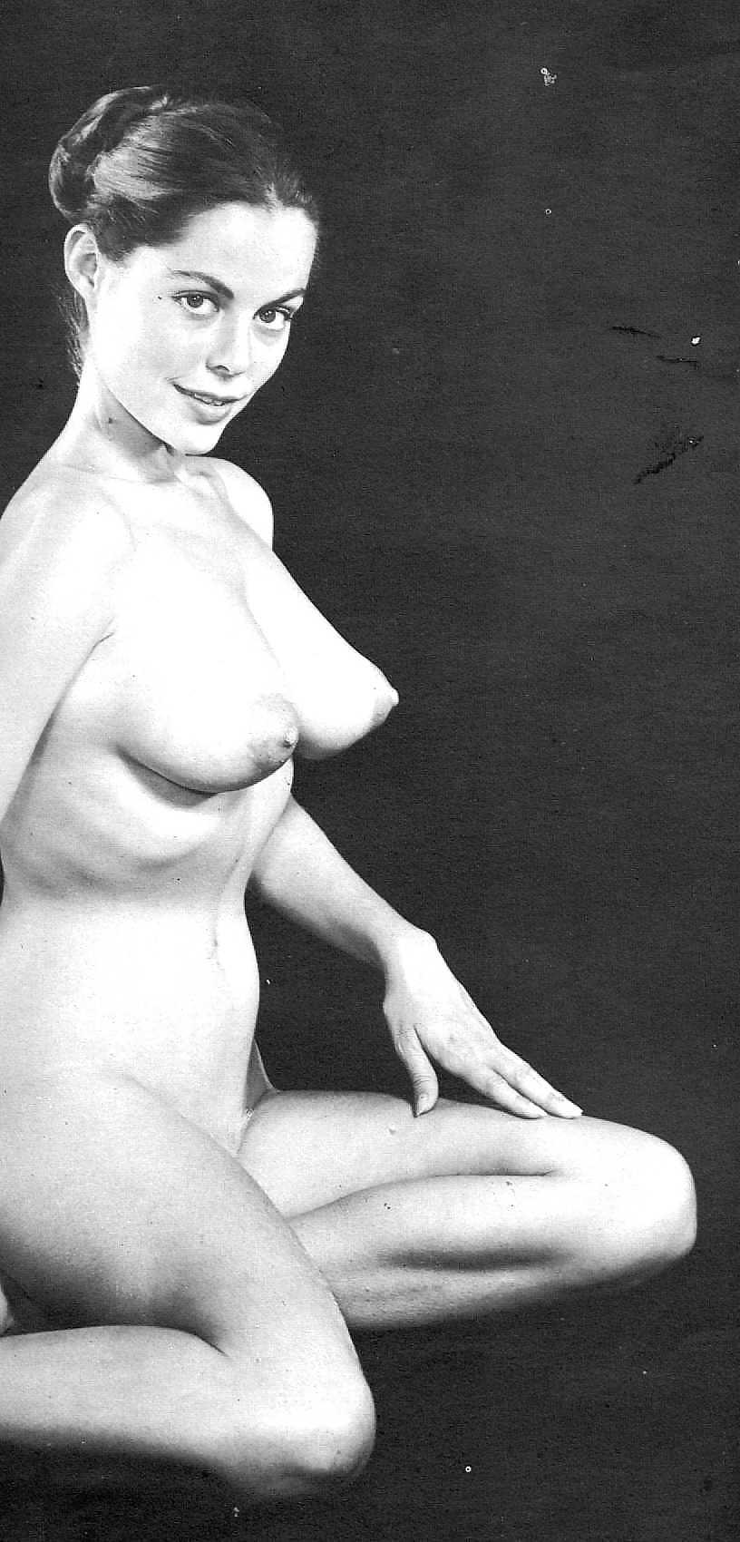 9P Hot vintage brunette having a bath