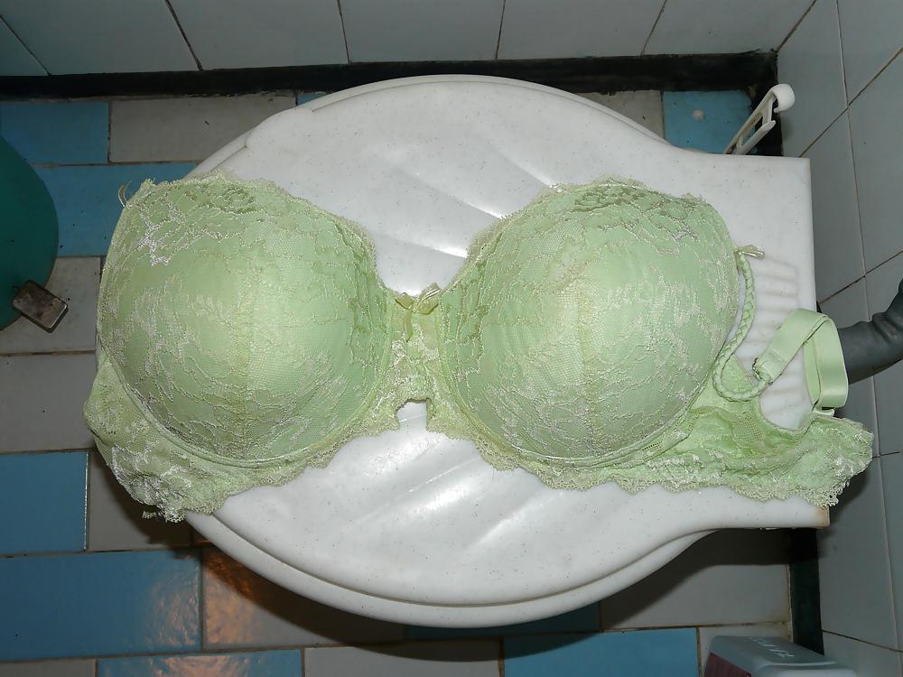 9P Green bra 2