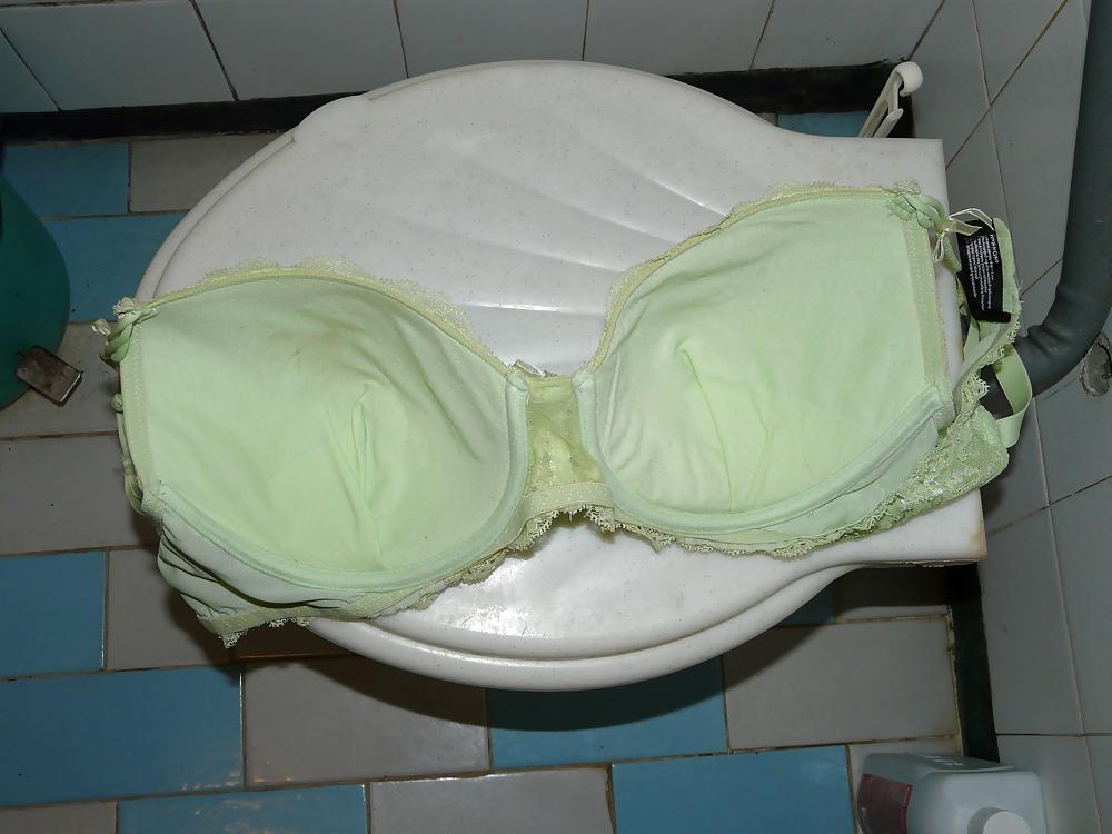 9P Green bra 2