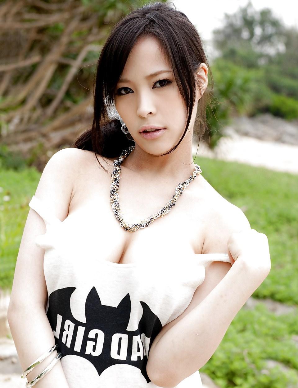 25P Kyoko Maki - 15 Beautiful Japanese PornStar