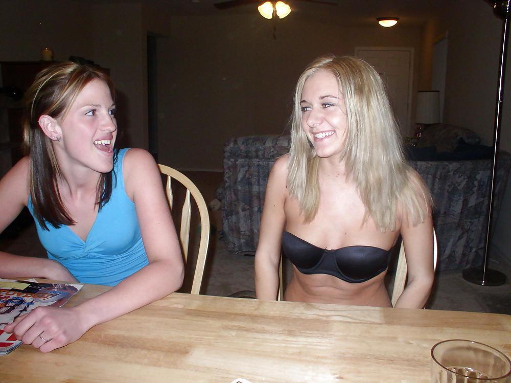 25P Amateur Teen's 33
