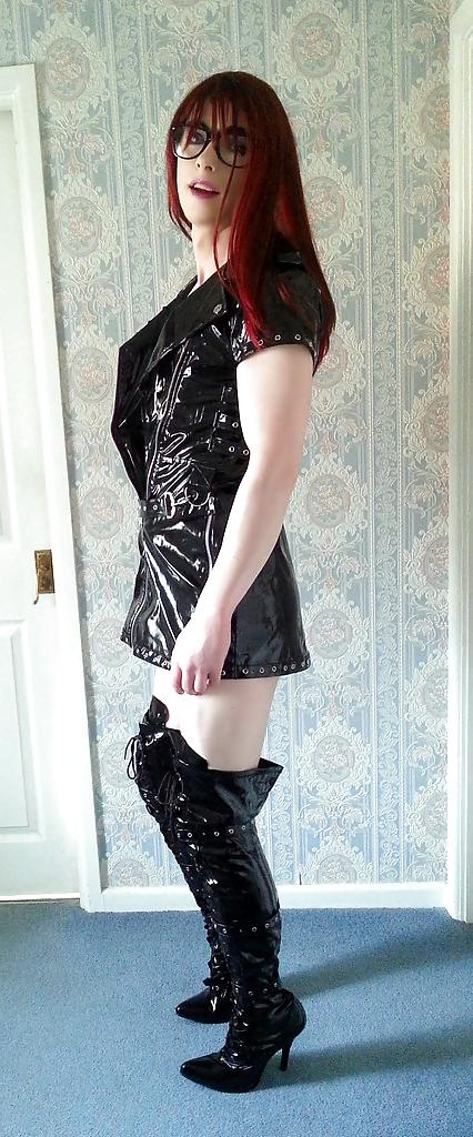 25P Tranny Pretty Kitty PVC set