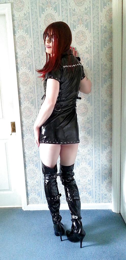 25P Tranny Pretty Kitty PVC set