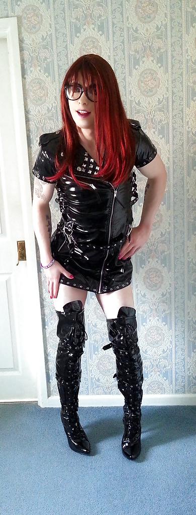 25P Tranny Pretty Kitty PVC set