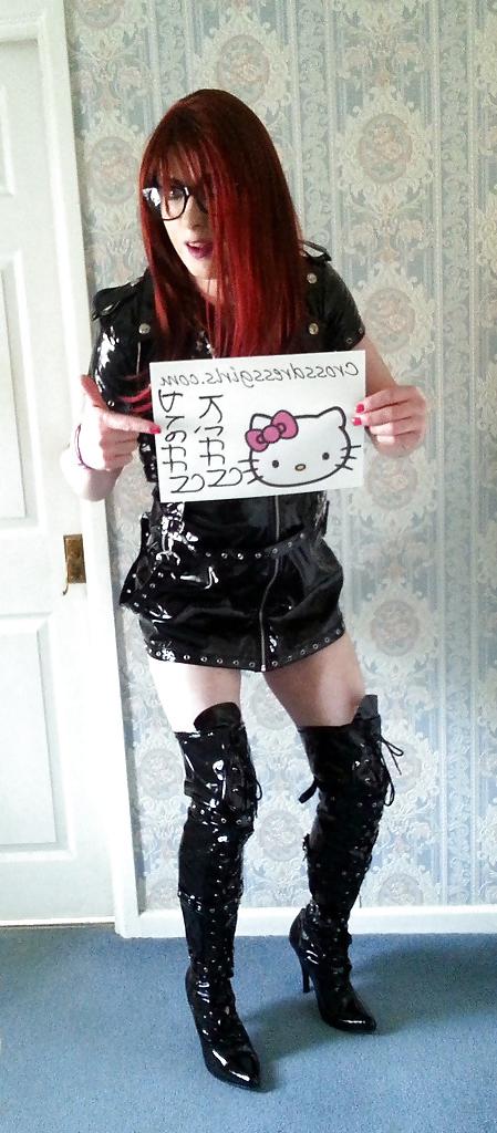 25P Tranny Pretty Kitty PVC set