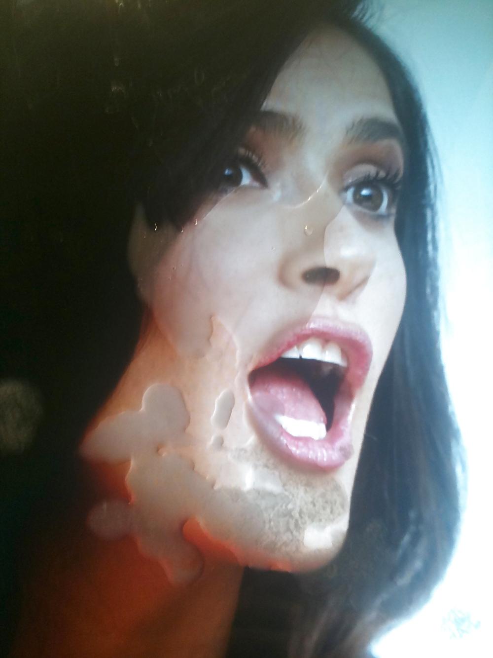 25P Everybody's Cum slut Salma