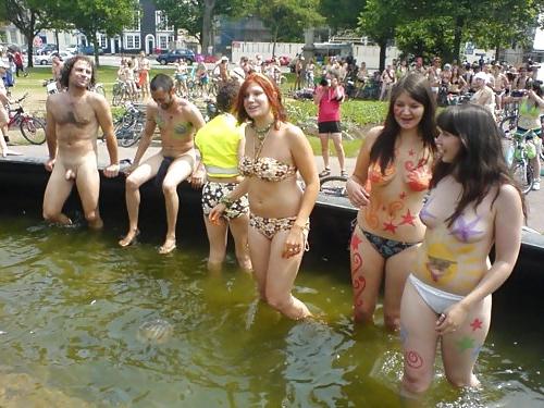 25P Public cfnm fun (CFNM) VII