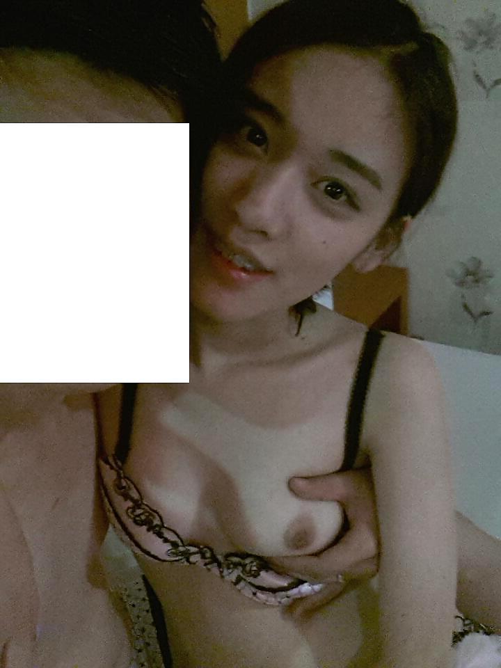 21P Korean Ex-Girlfriend Bikini Topless
