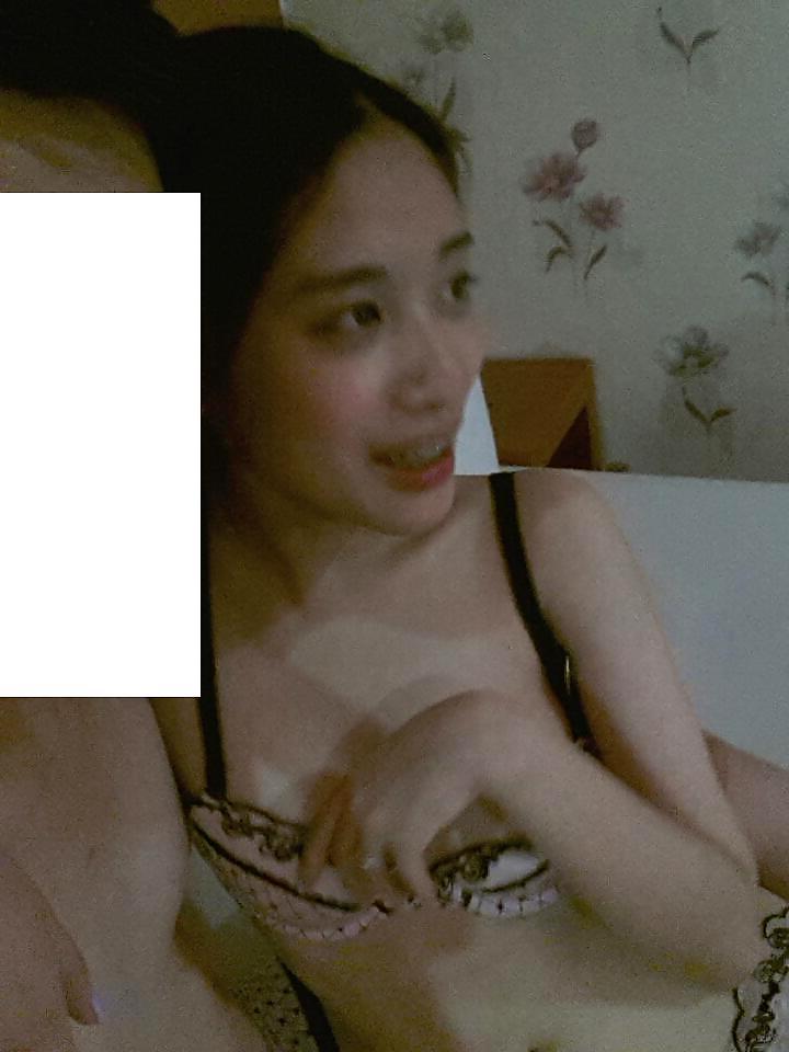 21P Korean Ex-Girlfriend Bikini Topless