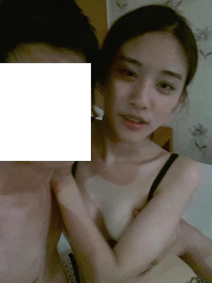 21P Korean Ex-Girlfriend Bikini Topless