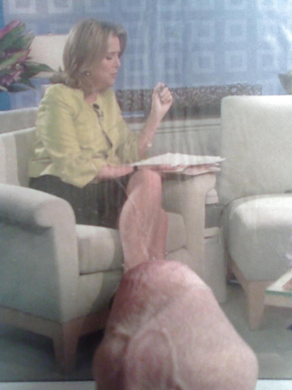 15P Cum on Meredith Vieira calf . 