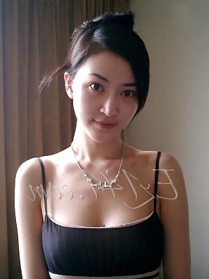 25P Thai escort pic
