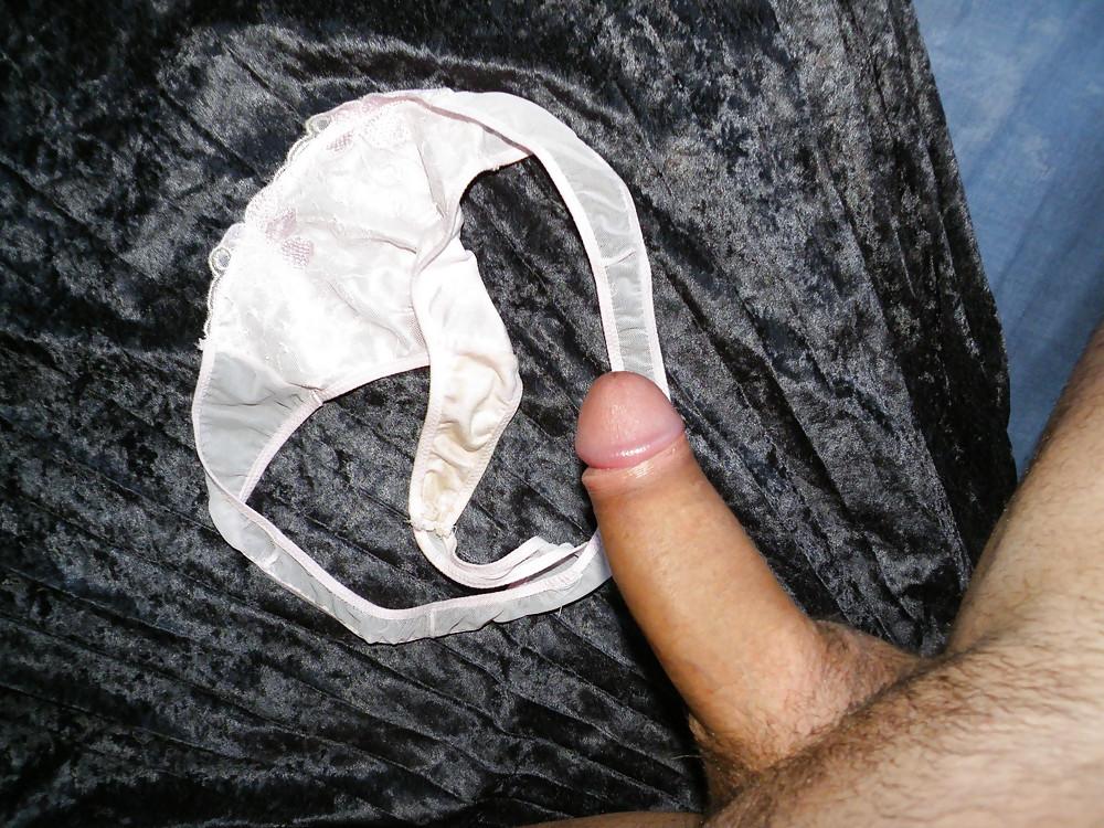 11P Cum on panties