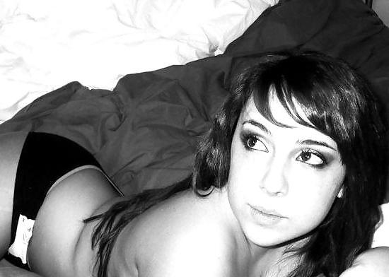 25P Hot midget babe