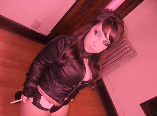 25P Hot midget babe